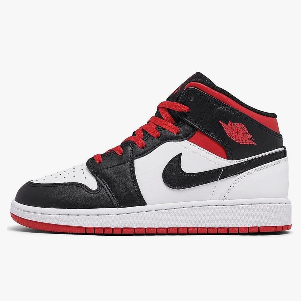 Nike Jordans Mid Red/Black Sz 6.5